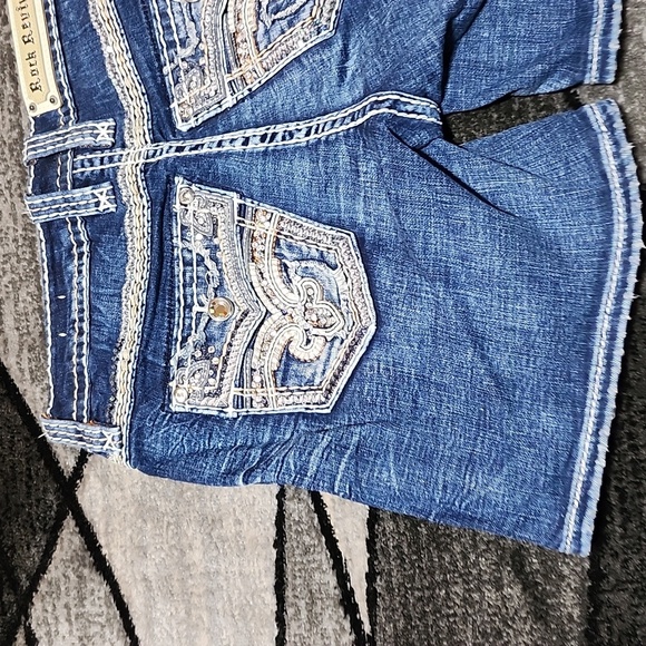 ROCK REVIVAL DELLAH EASY EMBROIDERED RHINESTONES SEQUINS FAUX-FLAP DENIM SHORTS - Picture 13 of 16